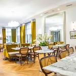 Hotel Mille Pas 4*